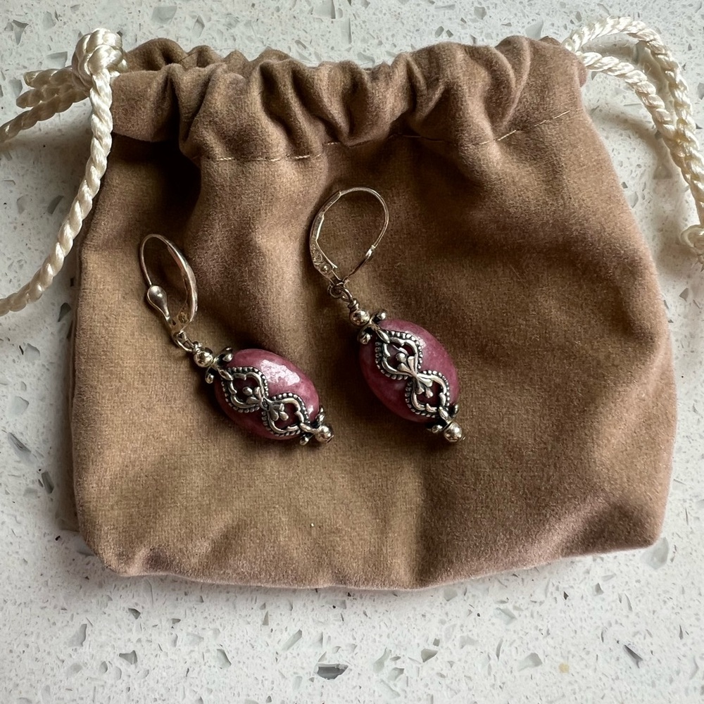 Vintage Pink Stone and Sterling Silver Earrings - Picture 4 of 9